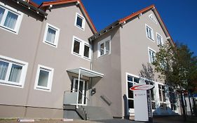 Walldorf Suites Boutique Hotel