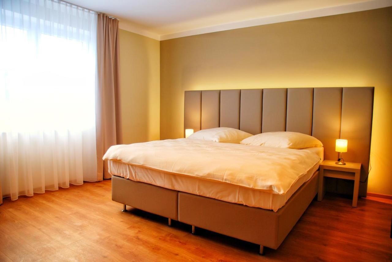Walldorf Suites Boutique Hotel Buitenkant foto
